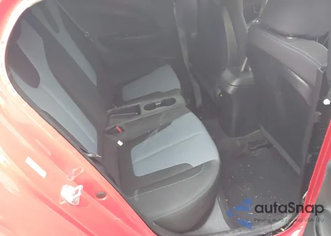 2021 Hyundai Veloster 2.0 z USA, uszkodzony, nr VIN KMHTG6AF2MU032599